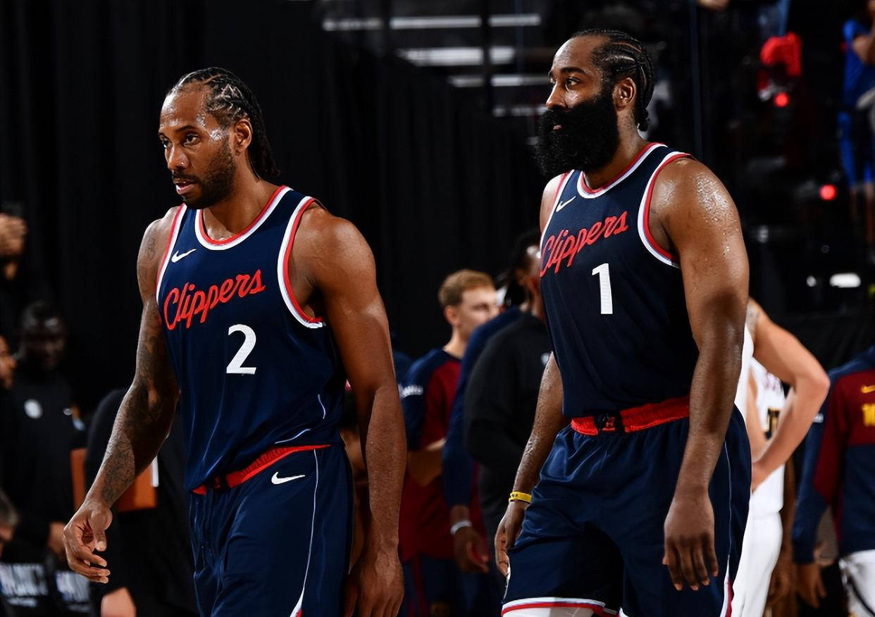 kaiyun-风云突变洛杉矶快船窗口期单刀错失，NBA常规赛版图或变，气氛紧张，阵容厚度经受考验的简单介绍